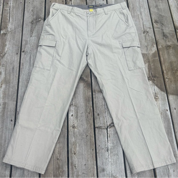 Cabela's Beige Classic Fit Cargo Pants with Durable Design 40x30 - Picture 1 of 7